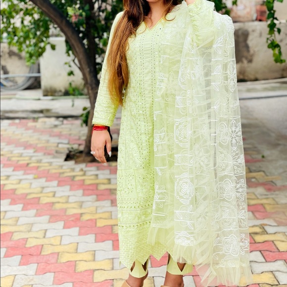 Bful suit set - Picture 4 of 8